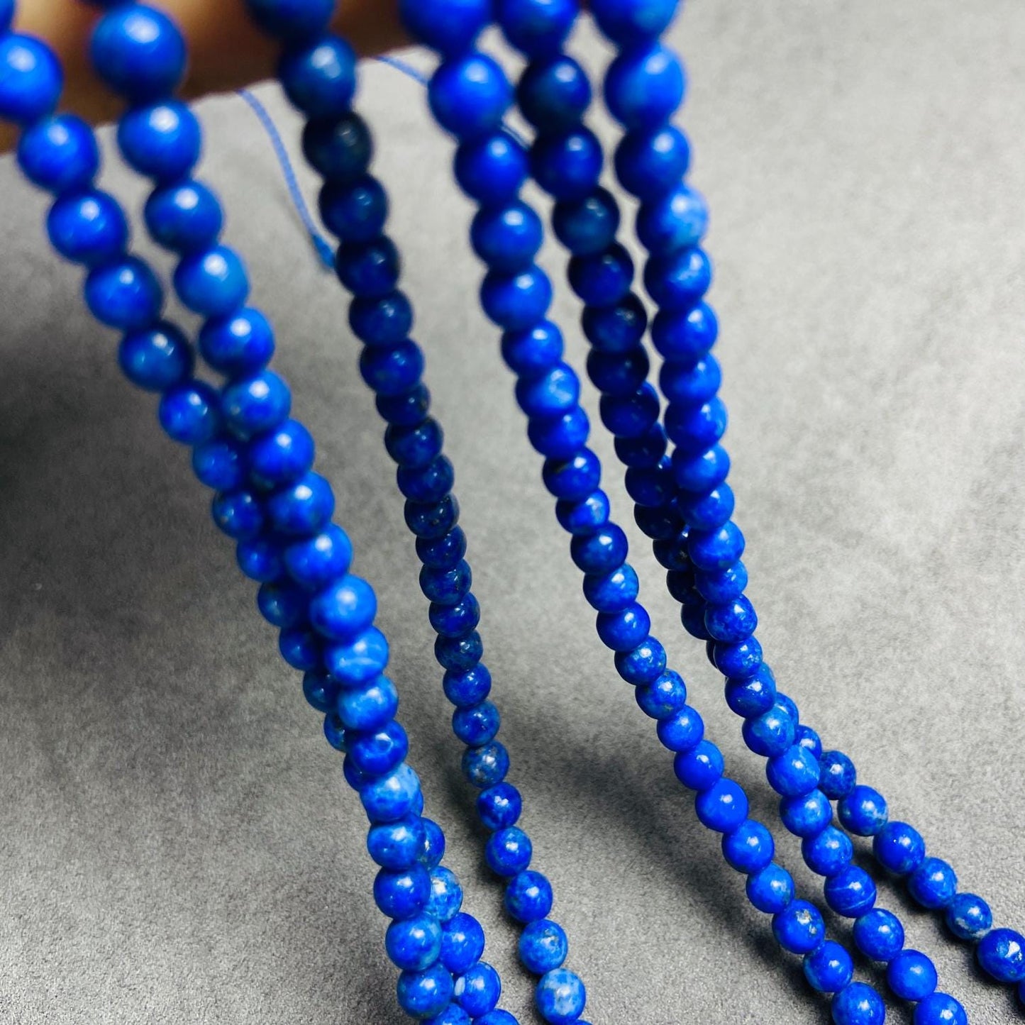 Natural Deep Blue Round Beads Loose | 4×4 mm · 40 cm · 10 g | DIY Bracelet & Necklace Supplies | Elegant Ocean Blue