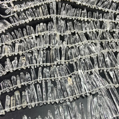 Natural Clear Quartz Chip Beads | 38 cm Strand Pre-Drilled | Raw Crystal Fragments 10–25 mm | DIY Jewelry, Energy Healing & Home Décor Supplies