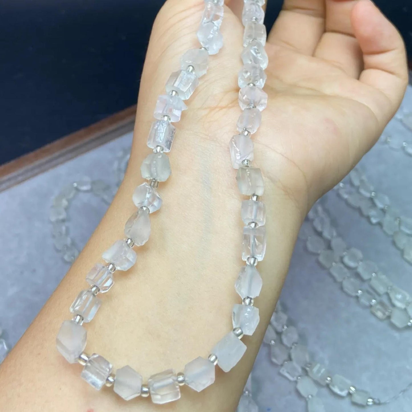 Natural Clear Quartz Cube Beads 7–8 mm · 38 cm Strand Pre-Drilled | DIY Jewelry, Energy Balance & Home Décor