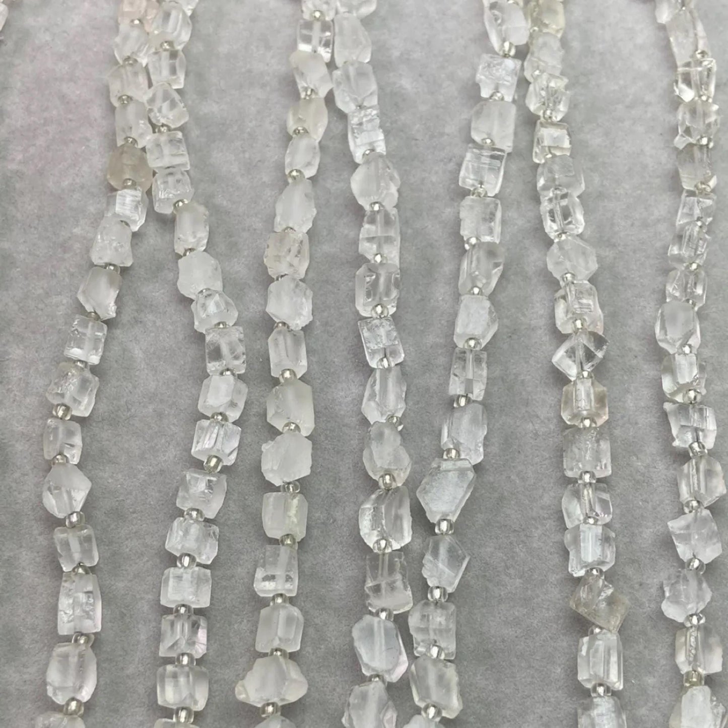 Natural Clear Quartz Cube Beads 7–8 mm · 38 cm Strand Pre-Drilled | DIY Jewelry, Energy Balance & Home Décor