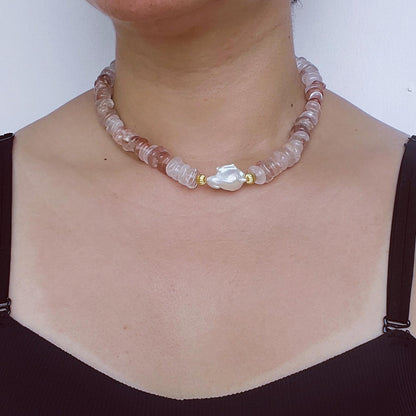 Irregular Strawberry Quartz & Baroque Pearl Necklace｜Healing Gemstone Jewelry｜Handmade Gift for Her｜Romantic Boho Style