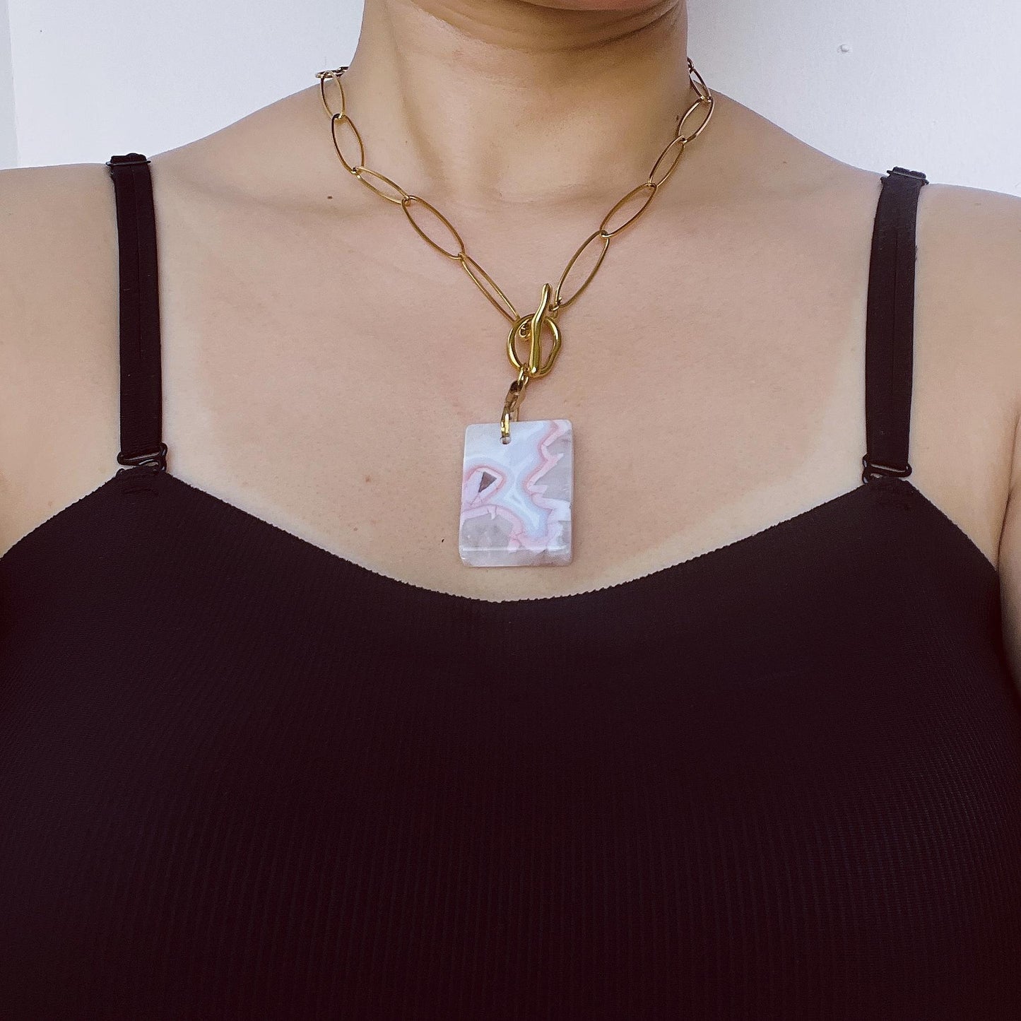 Raw Agate Pendant Necklace｜Irregular Natural Stone｜Vintage Chain Style｜Handmade Spiritual Healing Jewelry｜Energy & Protection Gift