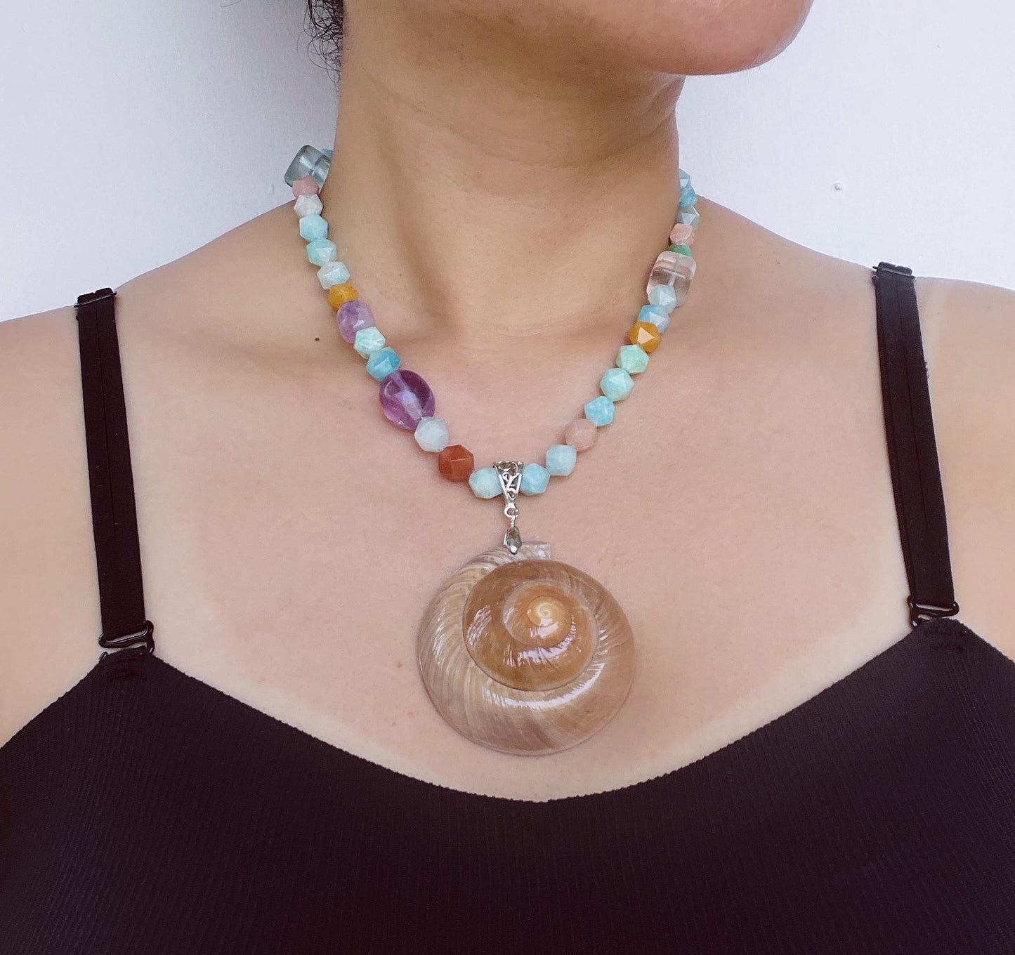 Bunte handgefertigte Edelstein-Perlenkette im Meeres-Strand-Stil |Sommerlicher Meereslook|Boho-Sommergeschenk|Naturinspirierter Schmuck