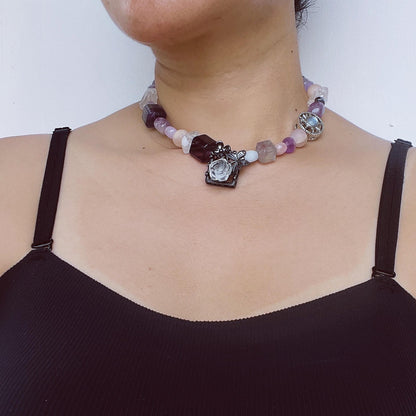 Unregelmäßige bunte große Perlen | Natürliche Energie Amethyst Halskette | Handgefertigter Kristallschmuck | Geschenk für besondere Anlässe