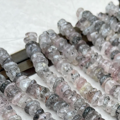 Unregelmäßige Glimmer‑Rosenquarz‑Nuggets 11 mm | Phantom‑Effekt, schwarze Glimmereinschlüsse & Handpoliert für DIY Armbänder, Halsketten