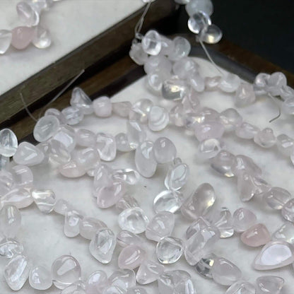 Romantische Rosenquarz-Tropfen-Nugget-Perlen 10–11 mm | Durchscheinende handpolierte rosa Chips für DIY-Armbänder, Halsketten und Ohrringe