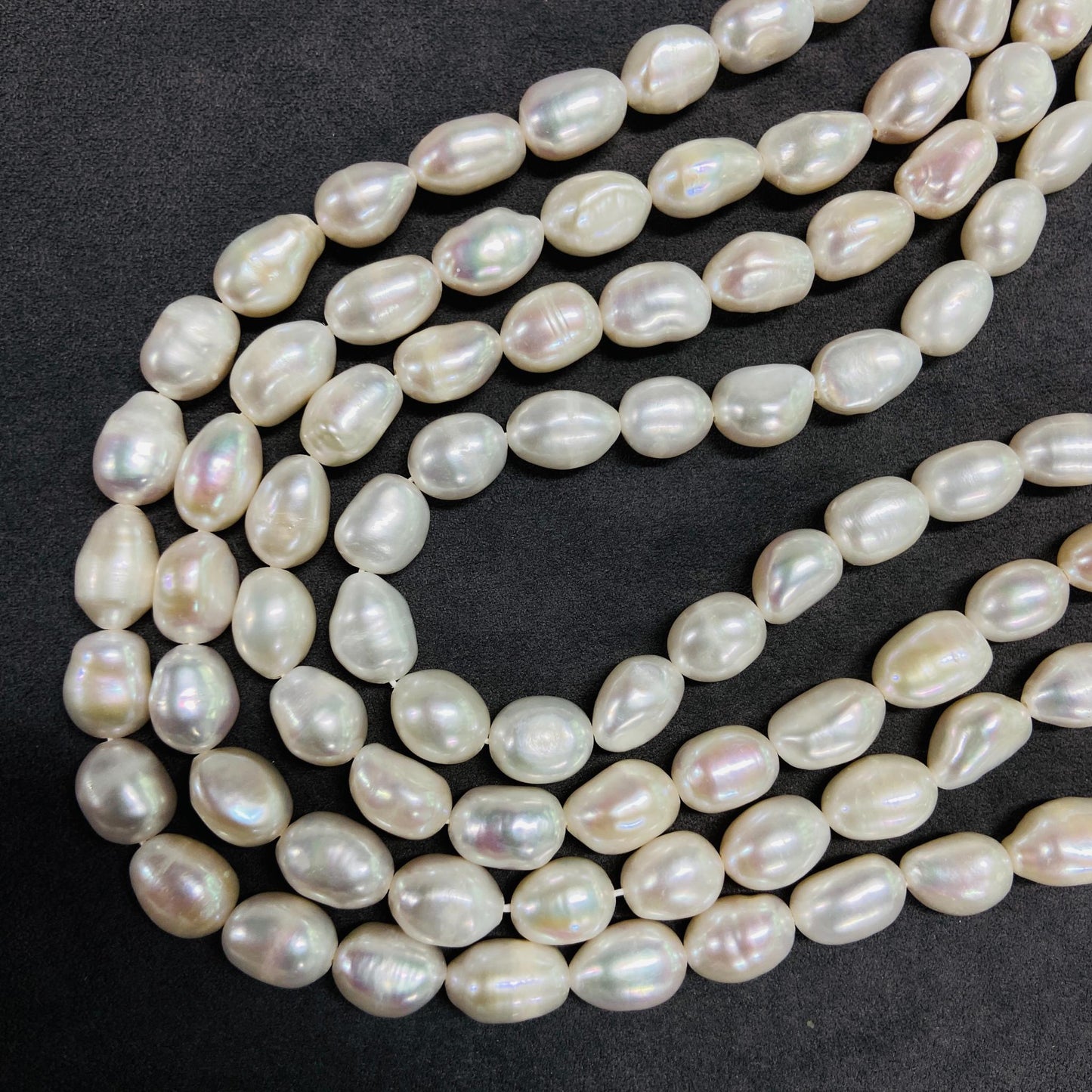 Natural Freshwater Rice Pearls Loose Beads｜8×12 mm · 37 cm · 29 g｜High Luster DIY Bracelet & Necklace Beading Material｜Beauty of Nature