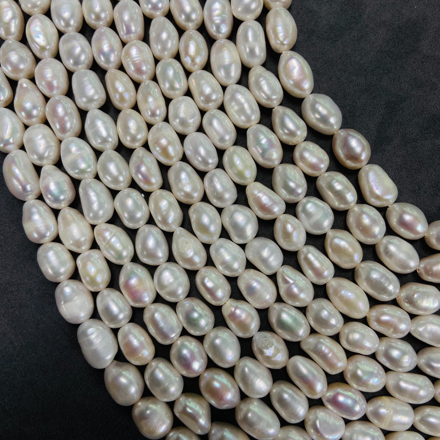 Natural Freshwater Rice Pearls Loose Beads｜8×12 mm · 37 cm · 29 g｜High Luster DIY Bracelet & Necklace Beading Material｜Beauty of Nature