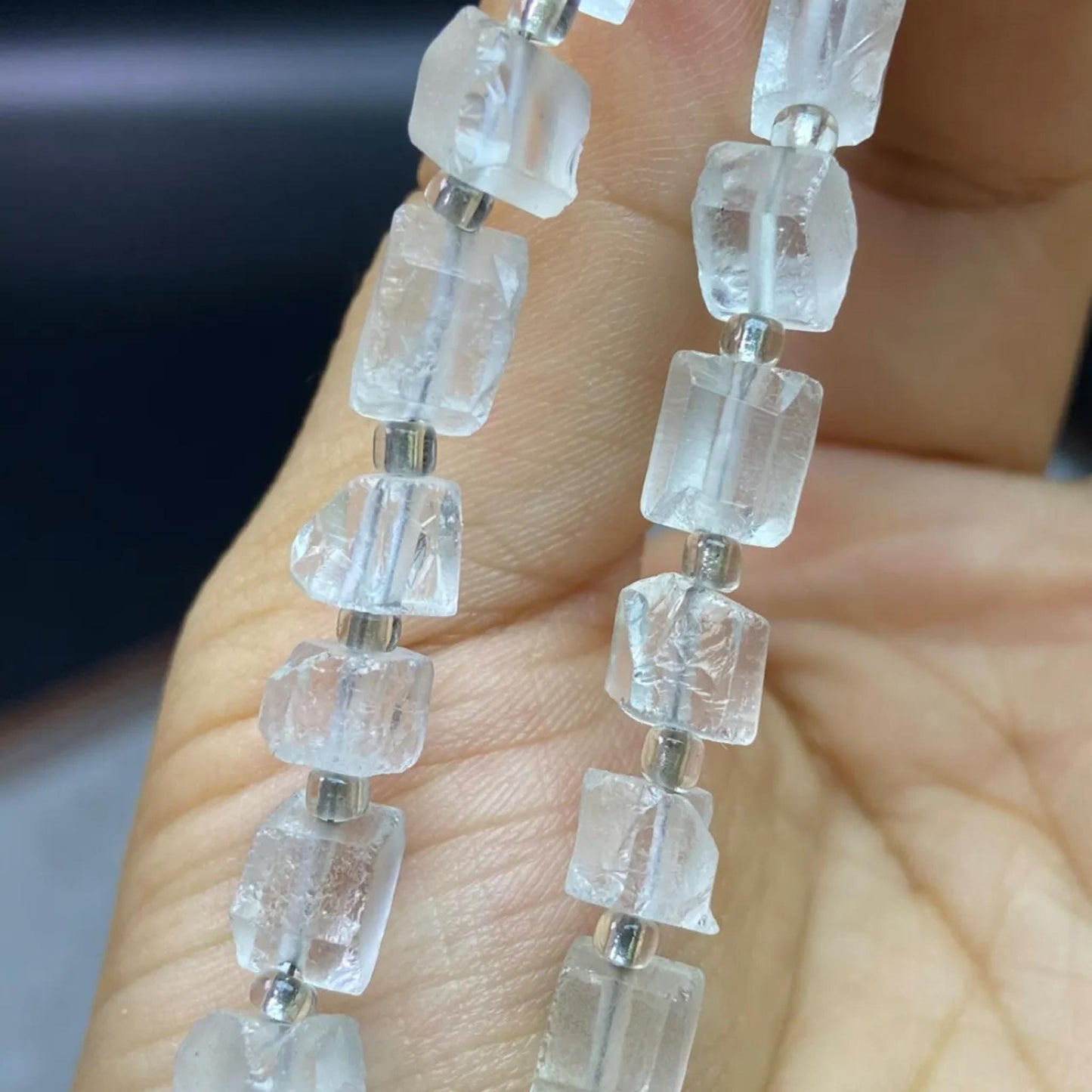Natural Clear Quartz Cube Beads 7–8 mm · 38 cm Strand Pre-Drilled | DIY Jewelry, Energy Balance & Home Décor