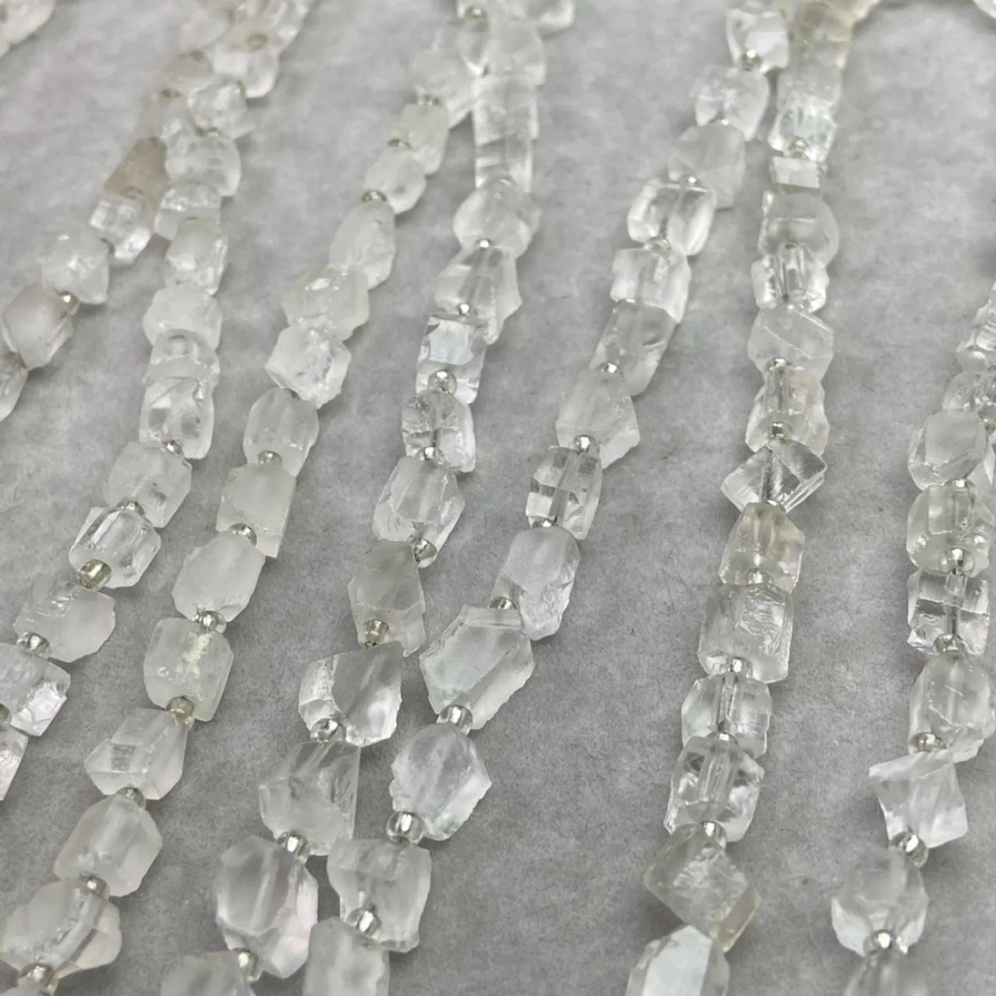 Natural Clear Quartz Cube Beads 7–8 mm · 38 cm Strand Pre-Drilled | DIY Jewelry, Energy Balance & Home Décor
