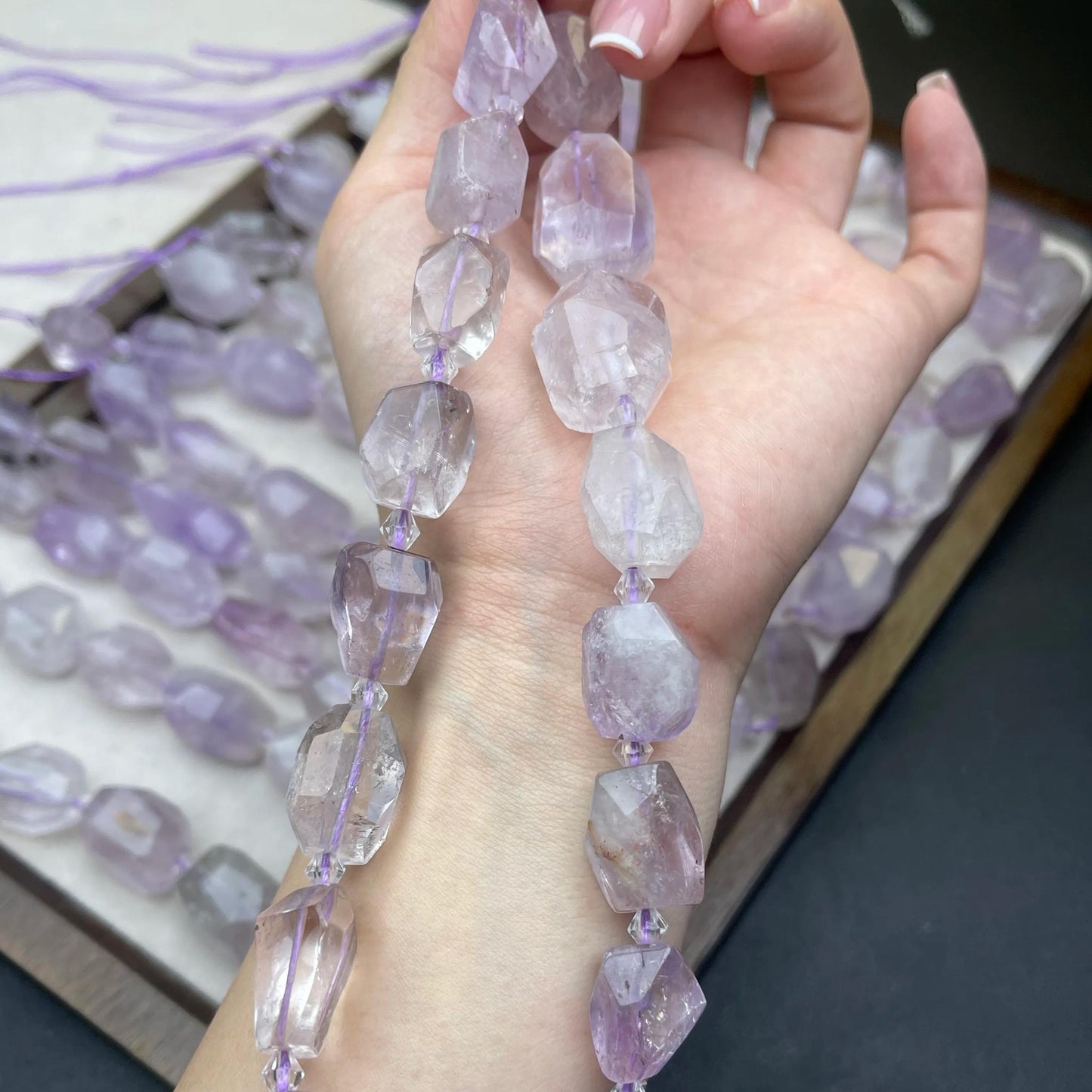 Natural Lavender Amethyst Irregular Faceted Chip Beads 12–16mm · 38cm Strand · Medium Hole · Sparkling Faceted Shine · DIY Bracelet Necklace Earring Jewelry