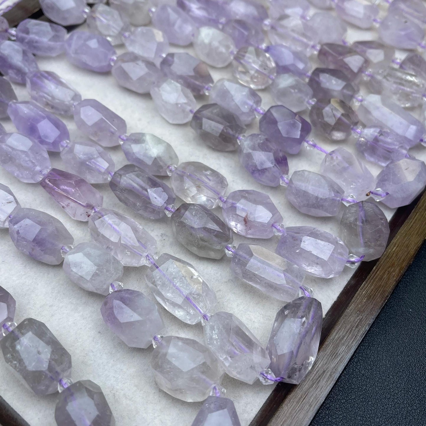 Natural Lavender Amethyst Irregular Faceted Chip Beads 12–16mm · 38cm Strand · Medium Hole · Sparkling Faceted Shine · DIY Bracelet Necklace Earring Jewelry