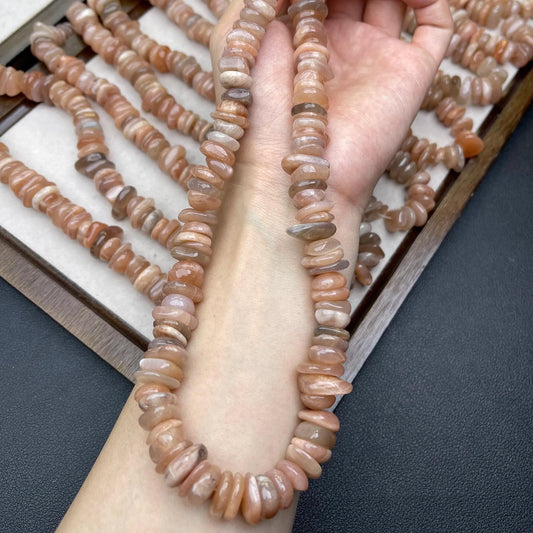 Natürliche Sonnenstein-Splitterperlen, unregelmäßig, 12 mm | Mittleres Loch · Goldener Schimmer · DIY-Armbänder, Halsketten &amp; Ohrringe