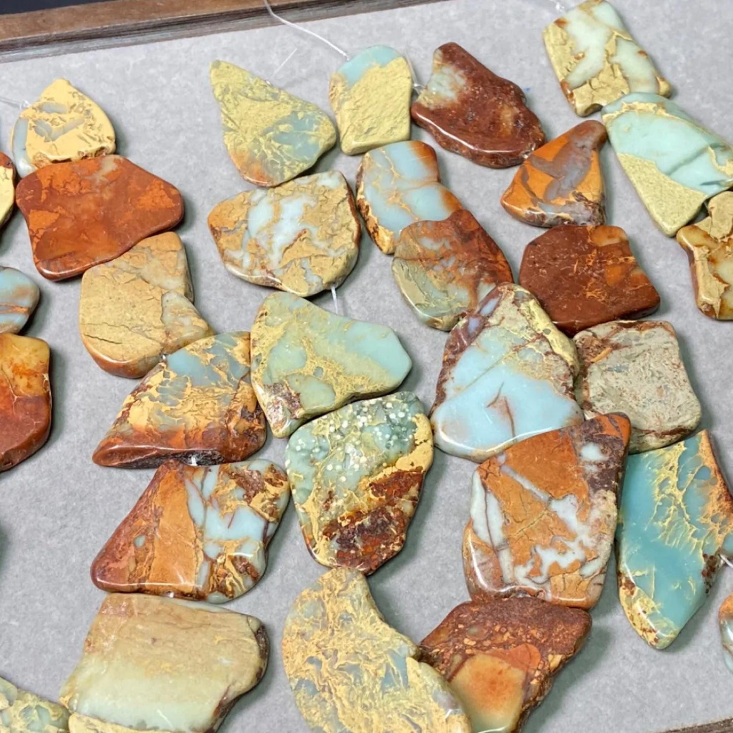Natural Untreated Shoushan Stone Large Irregular Slab Beads 20–30 mm | Oversized Gemstone Chip Strand 38 cm · DIY Bracelet & Necklace Jewelry Making