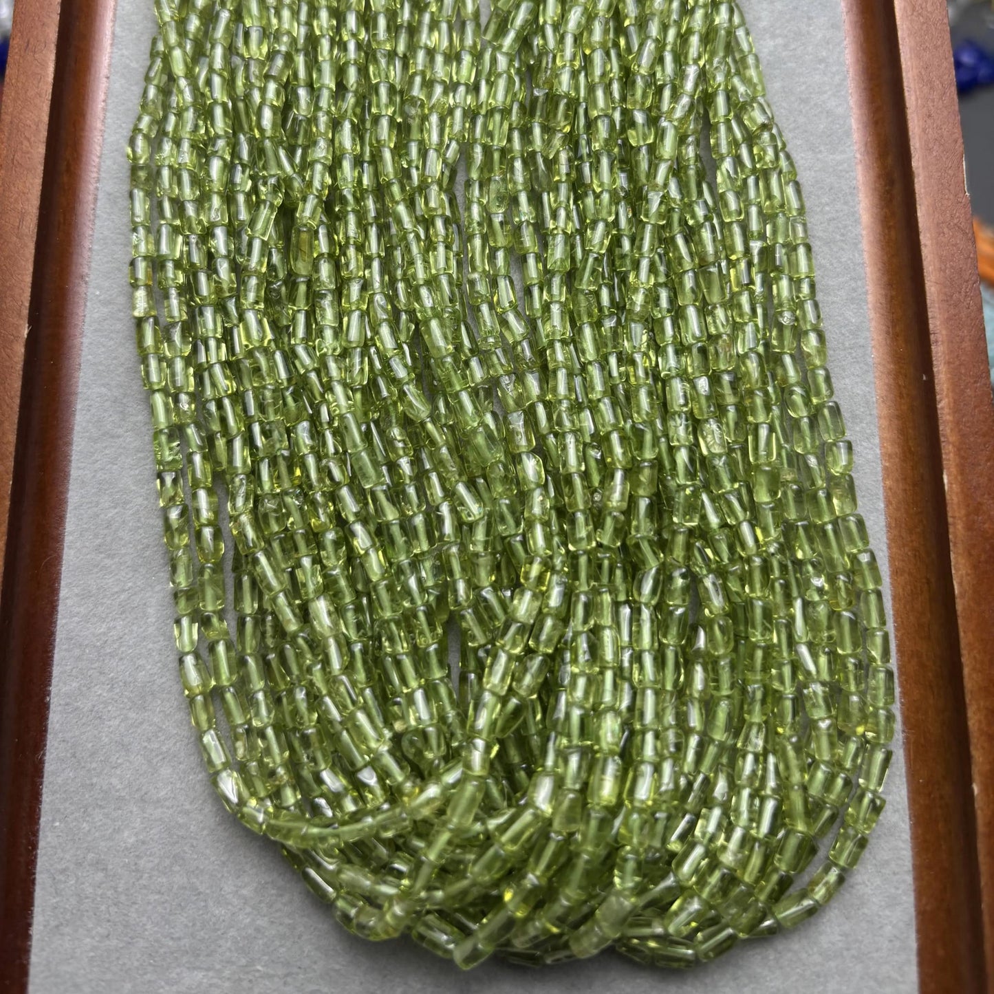 Natürliche Peridot Röhrenperlen aus Indien für Schmuckherstellung, zylinderförmig, hellgrün, ca. 3.5x5.5mm, 1 Strang ca. 36cm, DIY Zubehör