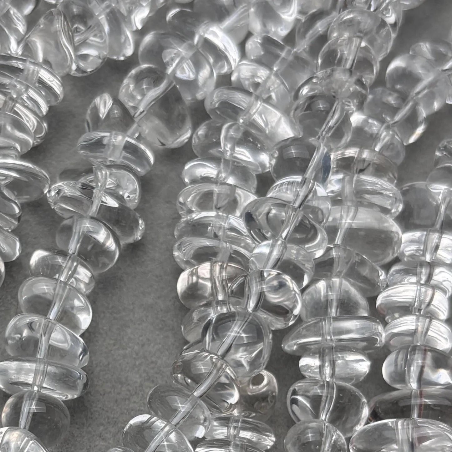 Natürlicher Bergkristall Nugget Perlen für DIY Schmuck, handpolierte Kristallchips, große unregelmäßige Edelstein Strang 38cm