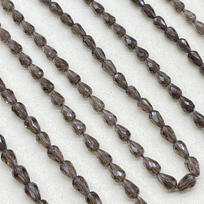 Facettierte Rauchquarz Tropfenperlen für DIY Schmuck, Natur Edelstein Strang, Teardrop Form, handgeschliffen, ca. 38cm lang