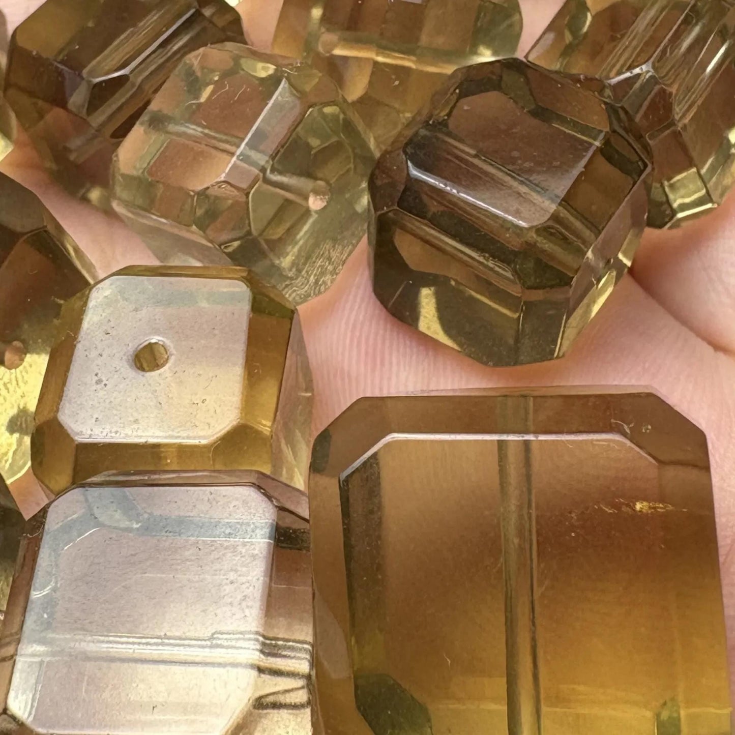 Facettierte Citrin Würfelperlen für DIY Schmuck, natürliche gelbe Quarz Edelsteinperlen, Brasilien Kristallwürfel für Armband Kette