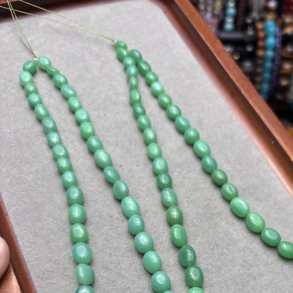 Natürliche grüne Aventurin Oval Cabochon Perlen – Polierte Edelsteinperlen für DIY Schmuckherstellung Kette Armband Strang ca. 40cm