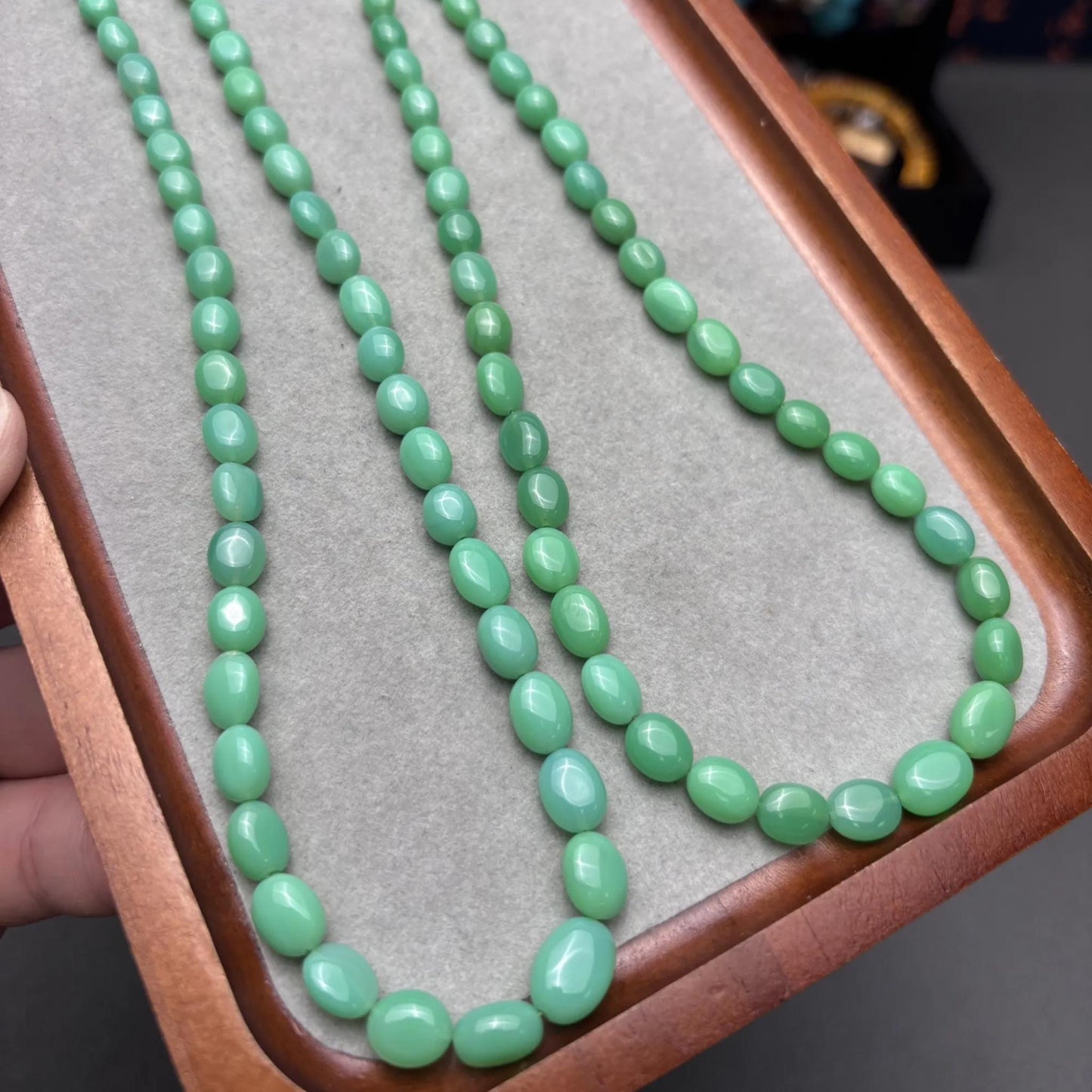 Natürliche grüne Aventurin Oval Cabochon Perlen – Polierte Edelsteinperlen für DIY Schmuckherstellung Kette Armband Strang ca. 40cm