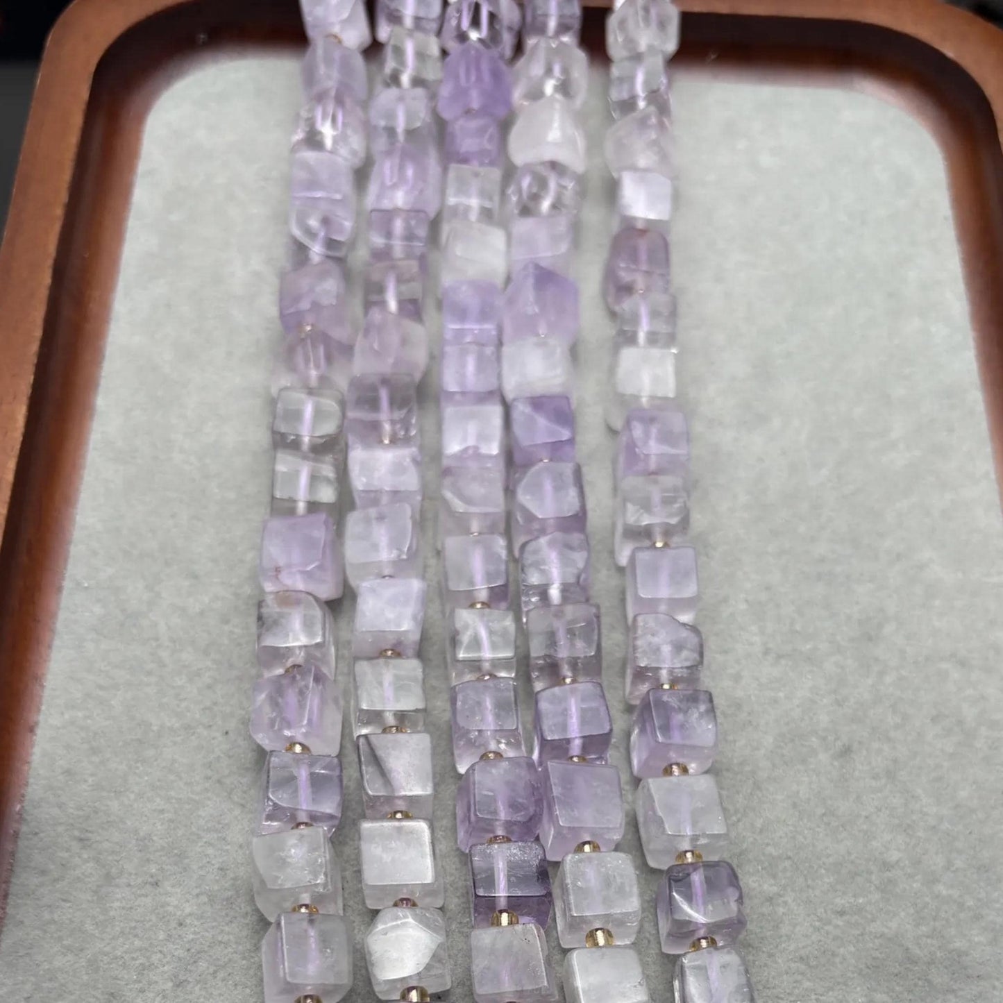 Natürliche Amethyst-Würfelperlen – quadratische Nugget-Edelsteinperlen, 8 mm, mittig gebohrter Strang 40 cm, für die DIY-Schmuckherstellung, Halskette, Armband, Ohrringe
