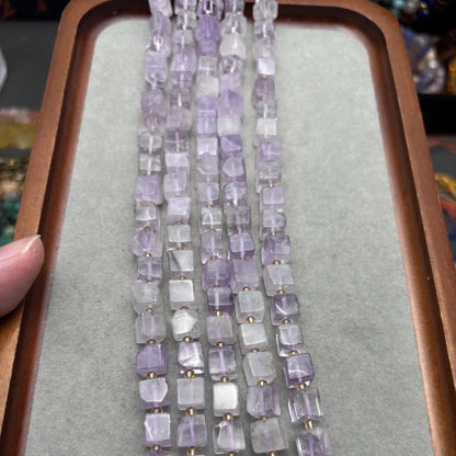 Natürliche Amethyst-Würfelperlen – quadratische Nugget-Edelsteinperlen, 8 mm, mittig gebohrter Strang 40 cm, für die DIY-Schmuckherstellung, Halskette, Armband, Ohrringe
