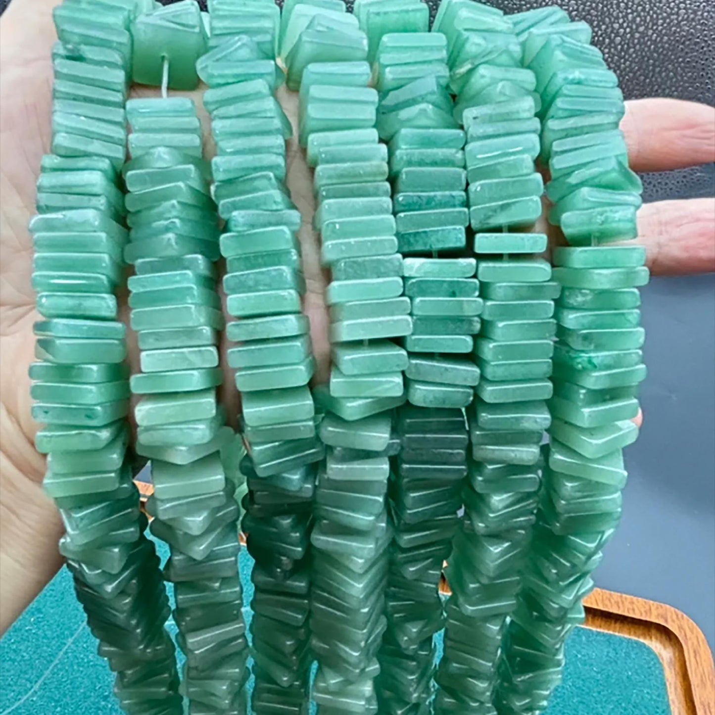 Polierte grüne Aventurin Rechteck-Perlen – Natürliche Edelstein-Stäbchen für DIY-Schmuck, flache Abstandshalter, Boho-Stil Bastelbedarf