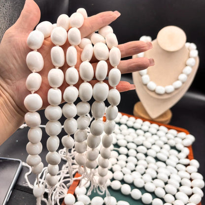 Weiße Achat Oval Nugget Perlen Strang, polierte Natursteinperlen glatt, DIY Schmuckmaterial für Armband Halskette Bastelbedarf