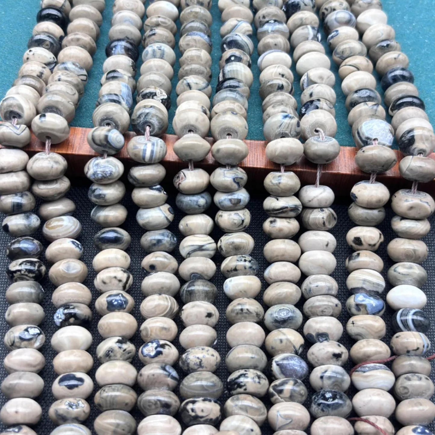 Vintage Achat Rondelle Perlen – Natürliche flache Abacus-Spacer für DIY-Schmuck, Boho-Design, graue Mixfarbe, 1 Strang Steinperlen