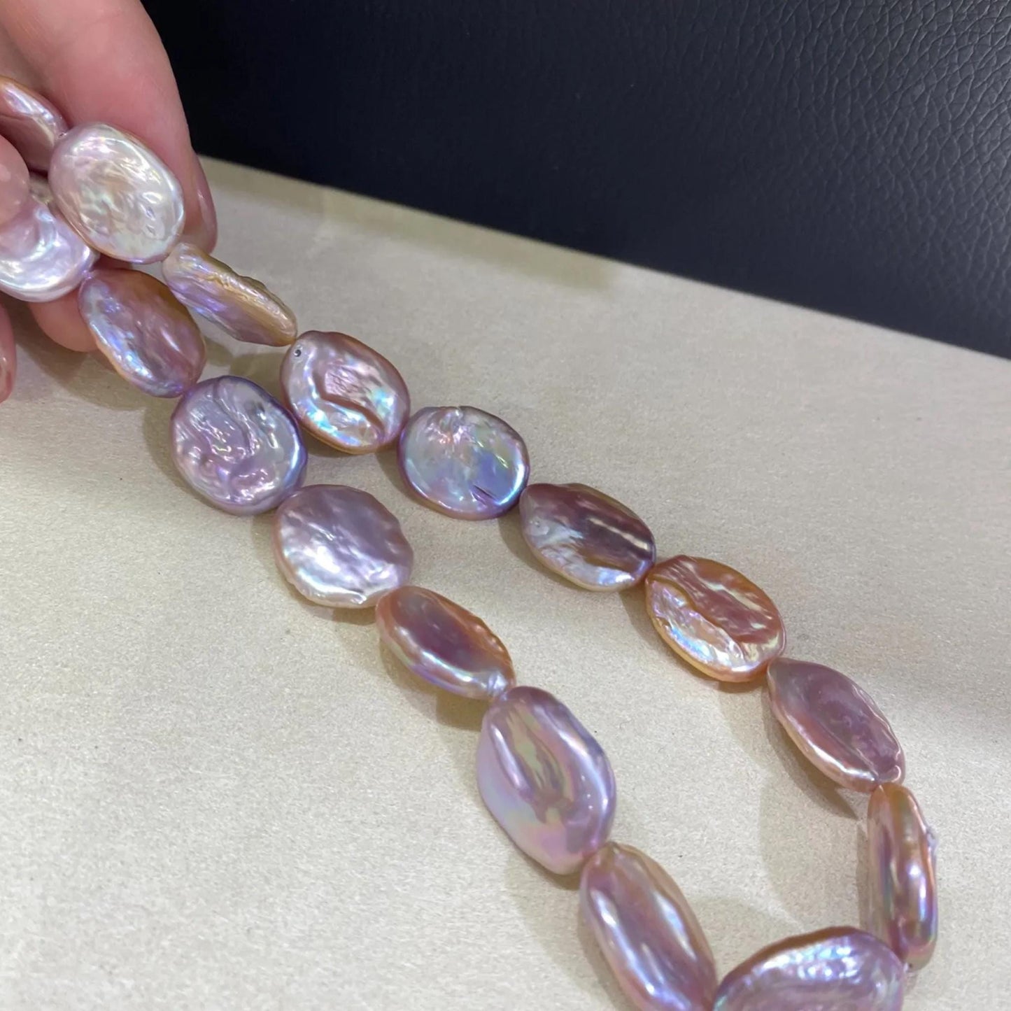 Natürliche Barock Coin Perlen, flache runde Süßwasserperlen rosa-lila, große unregelmäßige Edelsteinperlen für DIY Schmuckherstellung