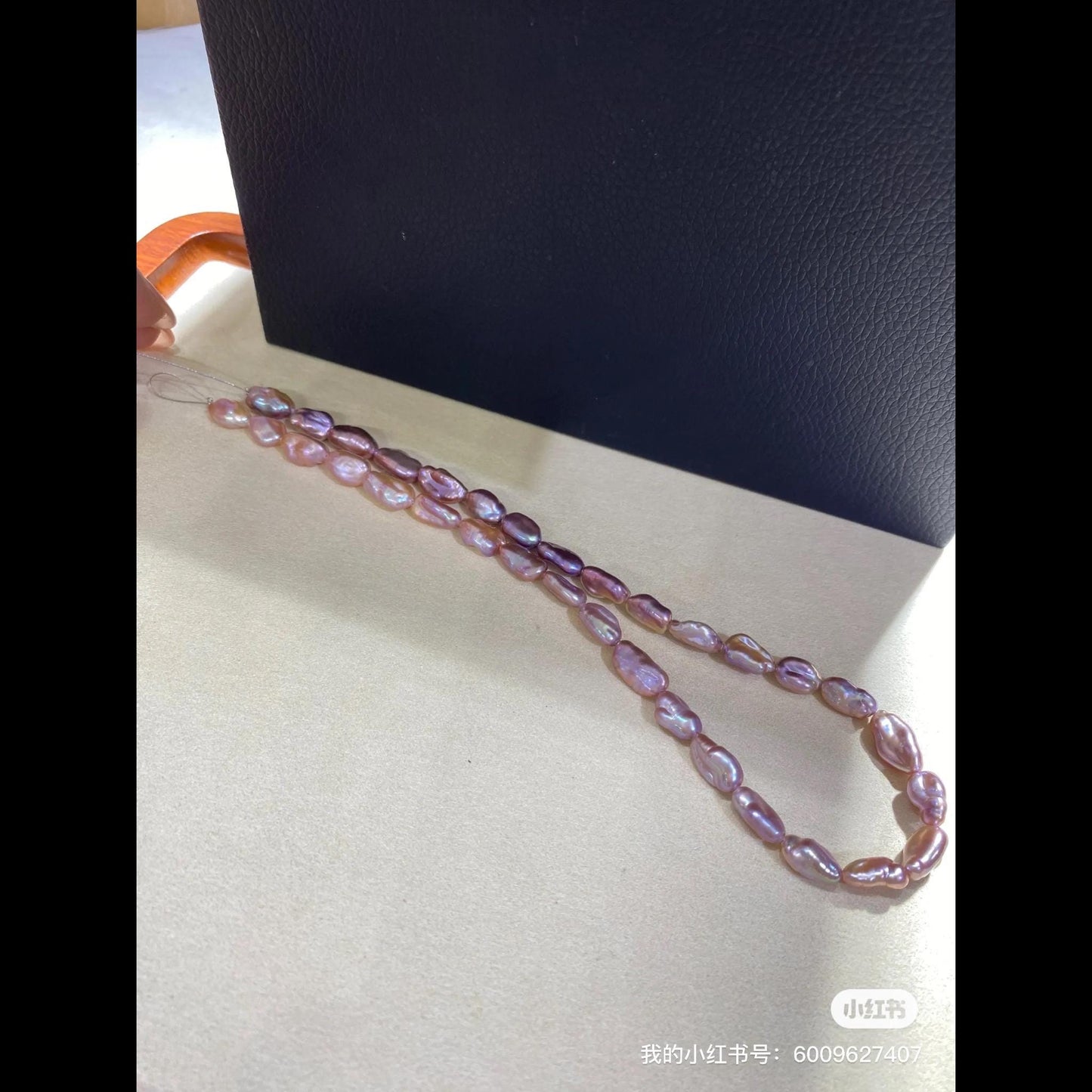 Rosa-lavendelfarbene Nugget-Perlen – Natur Süßwasserperlen mit irisierendem Glanz, handverlesene DIY Perlenkette für Schmuckherstellung