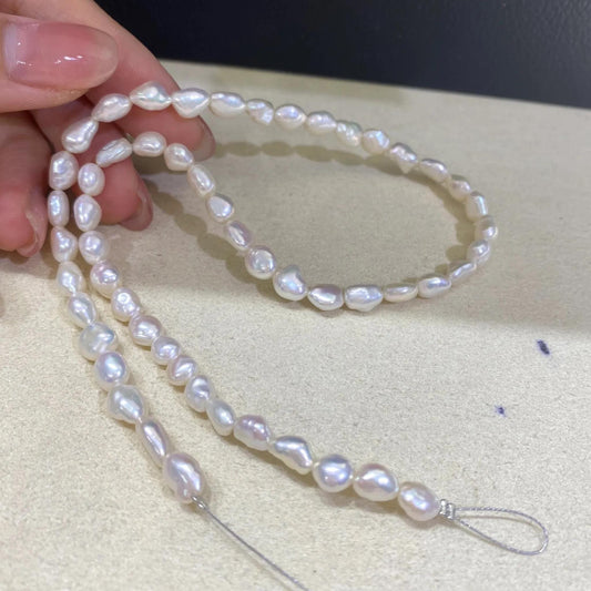 Natürliche barocke Süßwasserperlen, silberweiße unregelmäßige Nuggets für DIY Schmuck, seitlich gebohrte Perlenstränge, Bastelmaterial