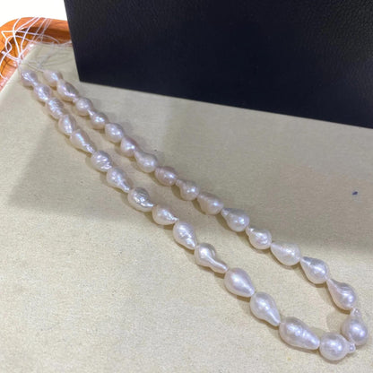 Handgefertigter Strang natürliche weiße Barock Süßwasserperlen Tränenform unregelmäßige Perlen für DIY Schmuck Halsketten Armbänder