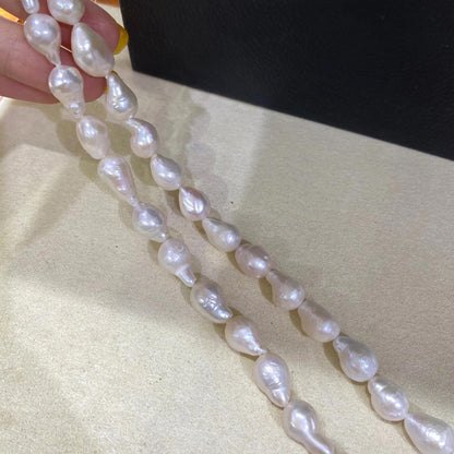 Handgefertigter Strang natürliche weiße Barock Süßwasserperlen Tränenform unregelmäßige Perlen für DIY Schmuck Halsketten Armbänder