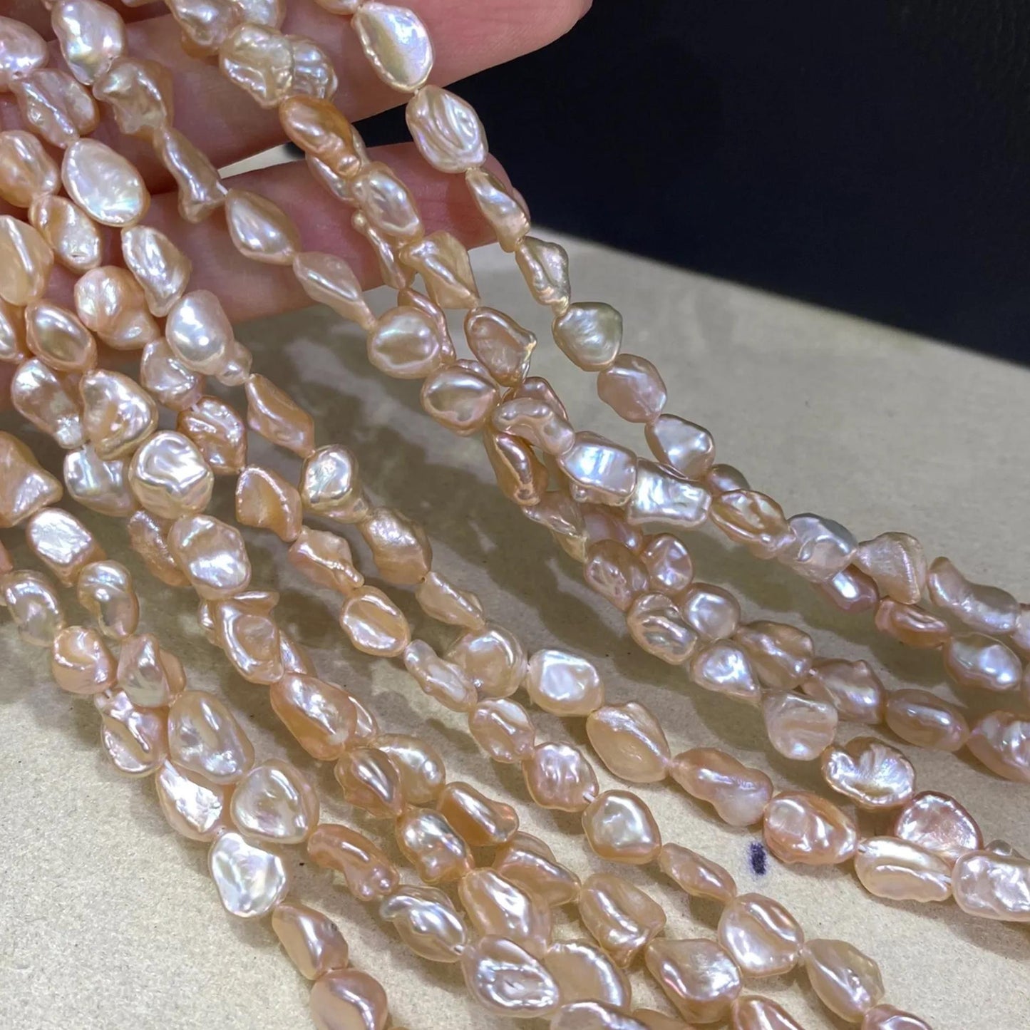 Handgemachte Unregelmäßige Pfirsich-Pink Süßwasserperlen Strang, Chunky Form Perlen für Schmuckherstellung, DIY Armband Halskette Ohrringe