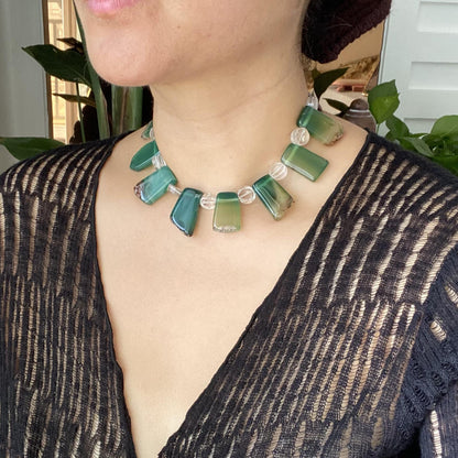Statement Halskette aus grünem Achat · Natürlicher Kristall Choker · Handgefertigte Edelsteinkette · Geschenk für Frauen Boho Schmuck