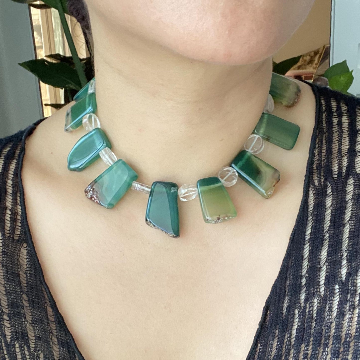 Statement Halskette aus grünem Achat · Natürlicher Kristall Choker · Handgefertigte Edelsteinkette · Geschenk für Frauen Boho Schmuck