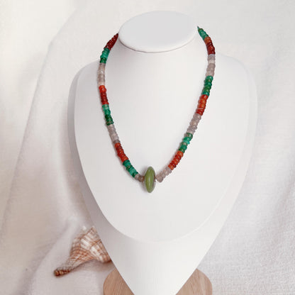 Handgefertigte bunte Achat Halskette mit grünem Anhänger, Naturstein Choker mit 925 Silber Verschluss, Boho Schmuck Geschenk für Frauen