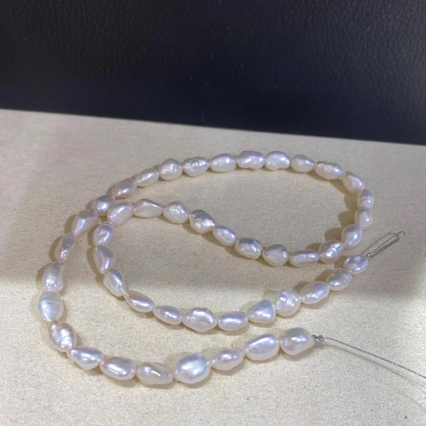 Naturweiße Barock Süßwasserperlen für DIY Schmuck, Unregelmäßige Perlenstränge zum Basteln von Armbändern, Halsketten, Boho Designs