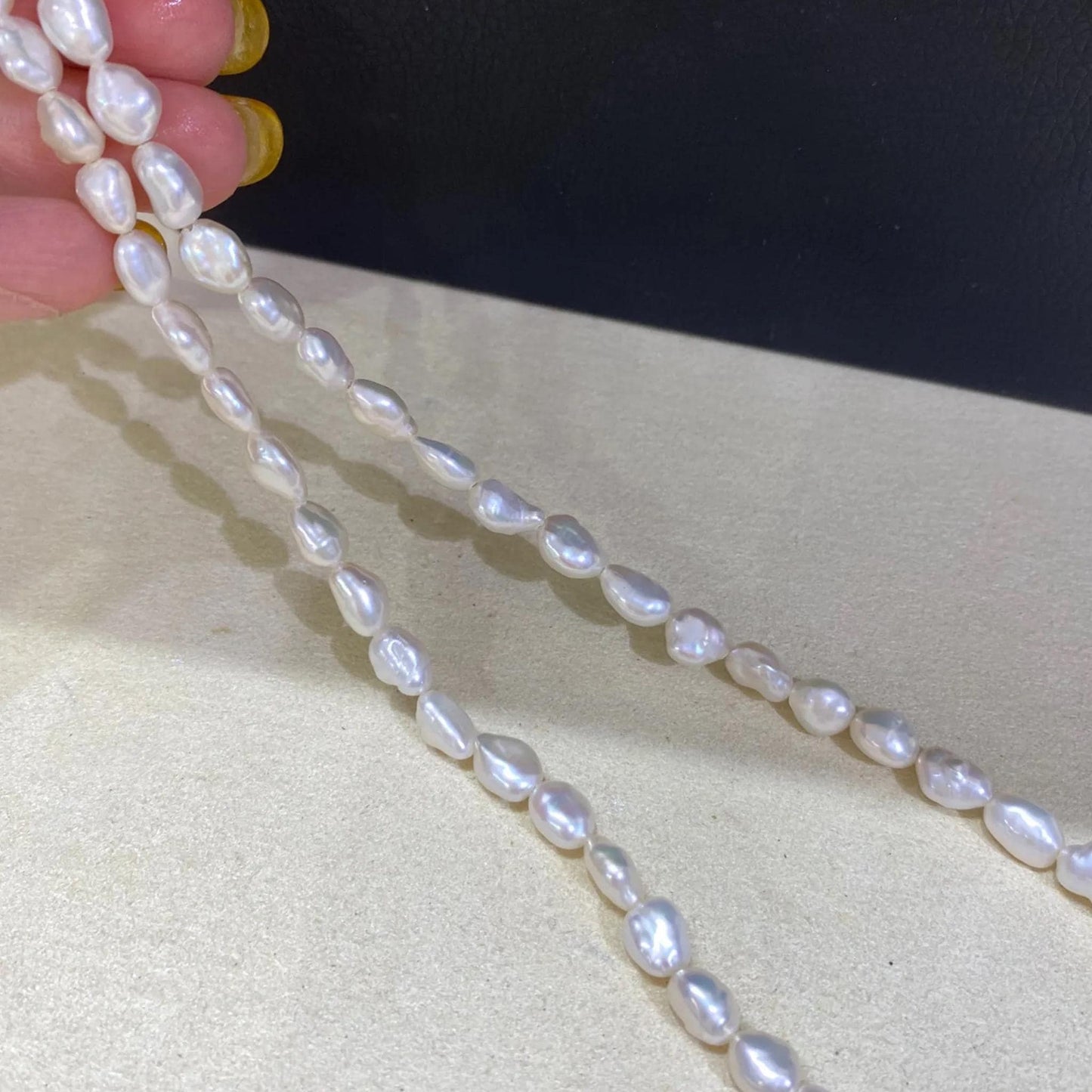 Naturweiße Barock Süßwasserperlen für DIY Schmuck, Unregelmäßige Perlenstränge zum Basteln von Armbändern, Halsketten, Boho Designs