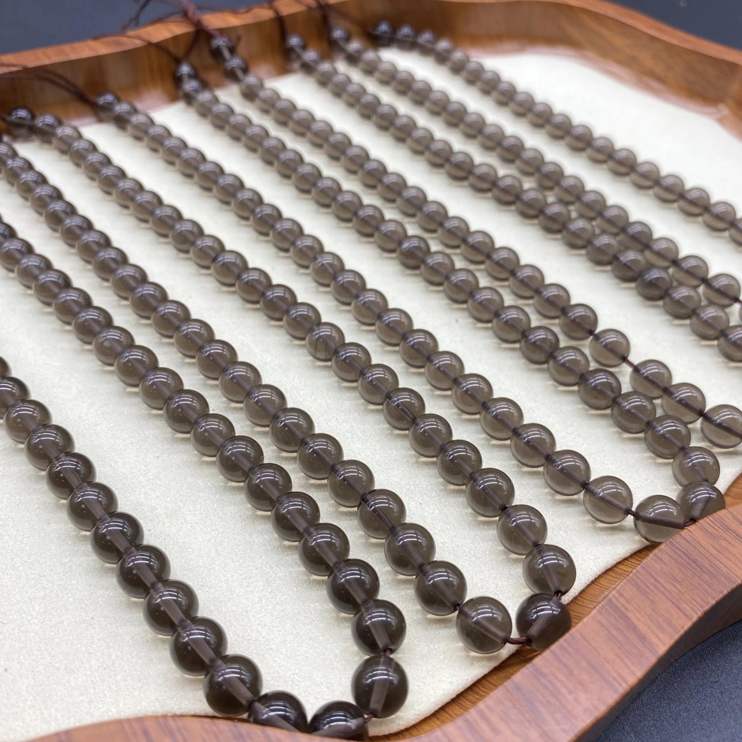 Runde Rauchquarz Perlen für DIY Schmuck, polierte Edelstein Kugeln für Mala Armband oder Halskette, Naturstein 8mm ca. 38cm Strang