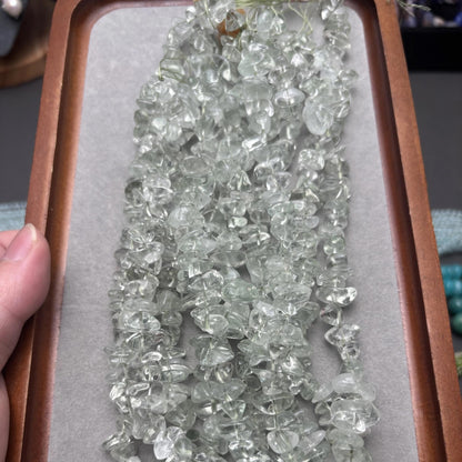 Naturgrüne Quarz-Chips Edelsteinperlen – Polierte unregelmäßige Splitterperlen für DIY-Schmuck, ca. 38cm Strang für Armbänder & Ketten