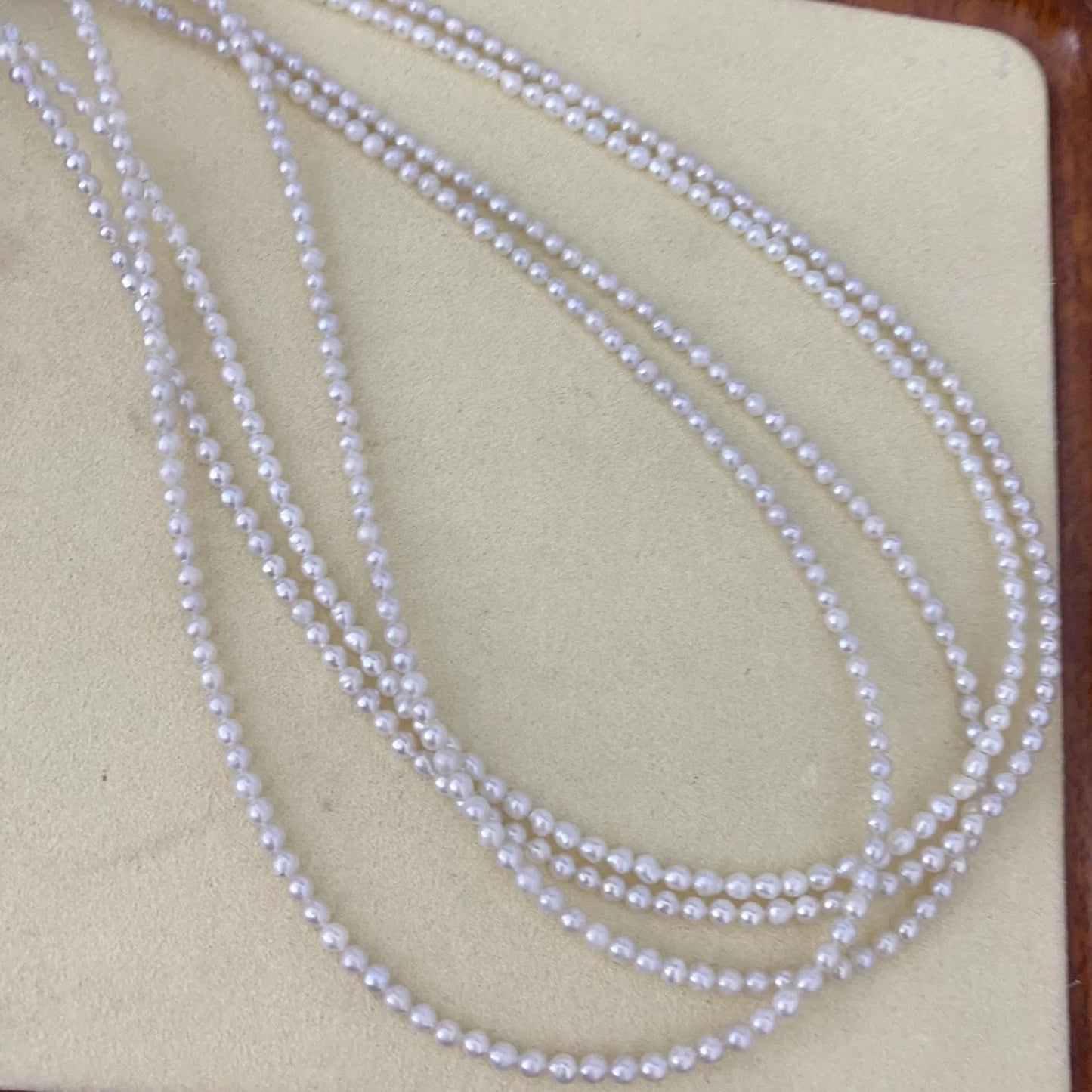 Natürliche weiße Süßwasserperlen Strang, kleine runde Perlen für DIY Schmuckherstellung, zarte Perlenkette, Mini Beads Handmade