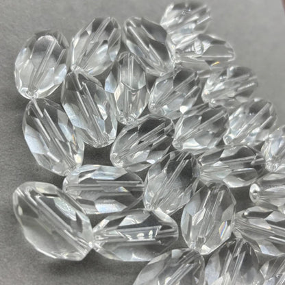 Große facettierte Bergkristall Ovalperle – Einzelstück als Anhänger oder Top-Bead für DIY-Schmuck, Boho-Designs & Kettenprojekte