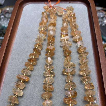 Natürliche Citrin Nuggets für Schmuckherstellung, Rohkristall Doppelspitzen Perlen aus Brasilien, Chunky Beads Edelsteinstrang 40cm