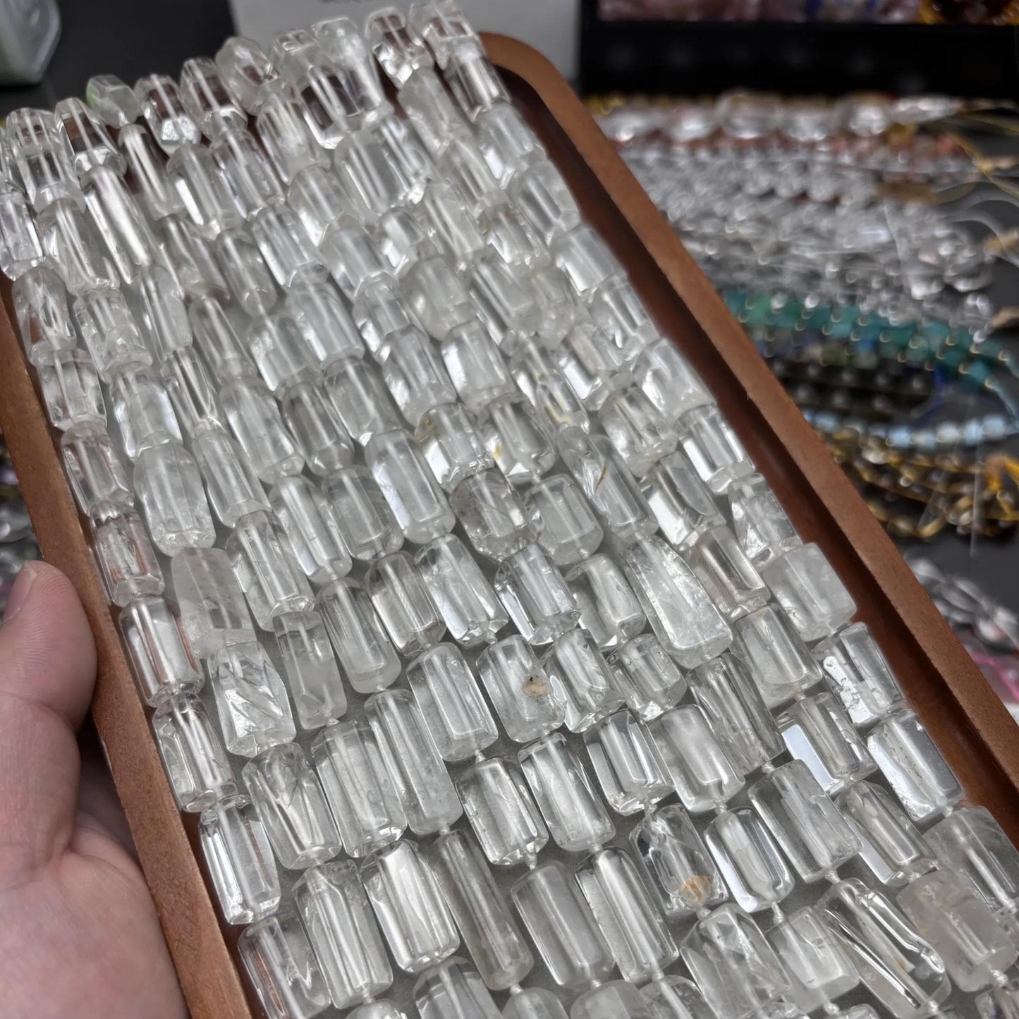 Natürliche Quarz-Sechseck-Röhrenperlen | Klarer Bergkristall-Edelsteinstrang 40 cm | Polierte Zylinderperlen für die DIY-Schmuckherstellung