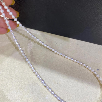 Natürliche Süßwasserperlen in Weiß, unregelmäßige Reisperlen für DIY-Schmuck, kleine Nugget Perlen für Armband Halskette Bastelideen