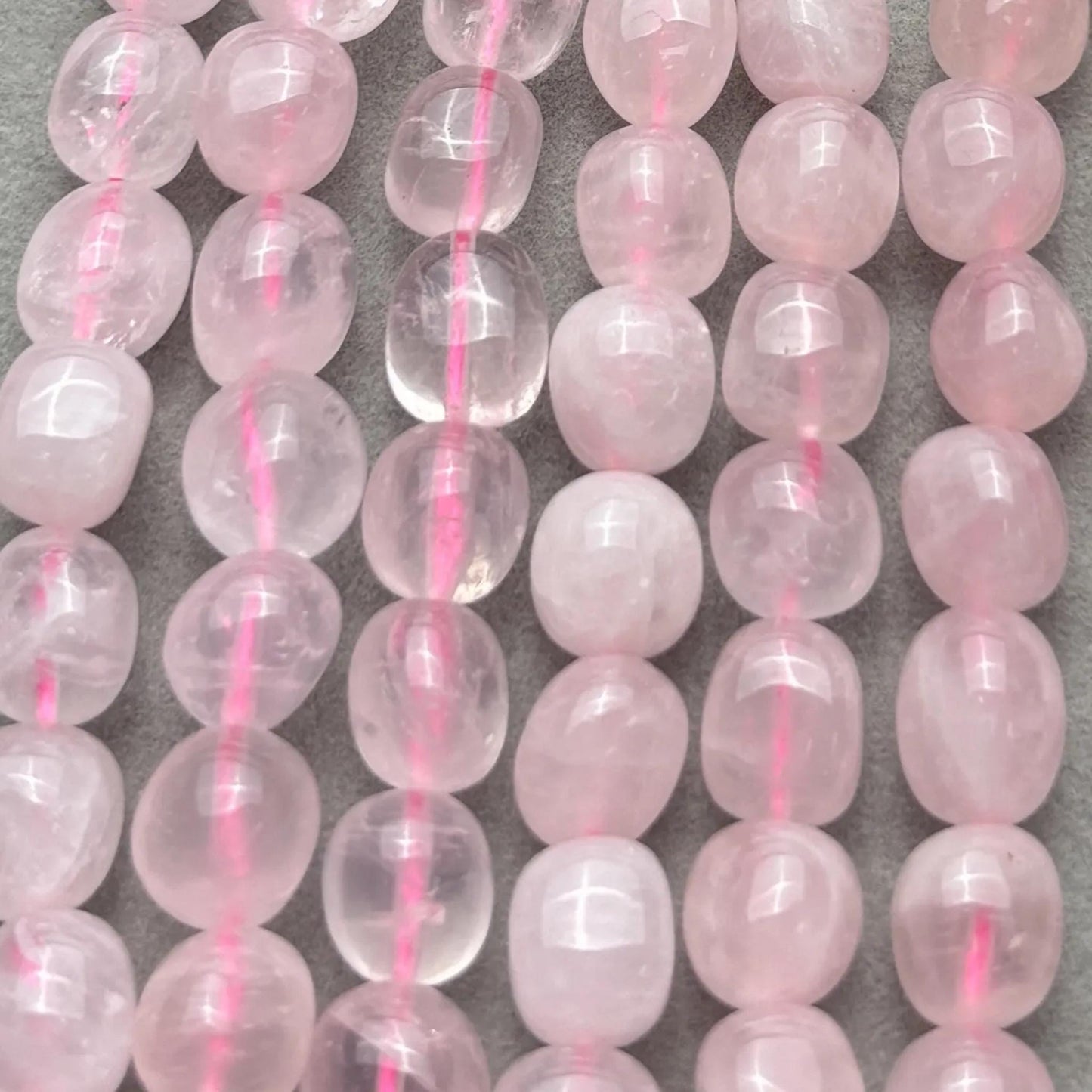Rosa Rosenquarz Nugget Perlen für Schmuckherstellung, naturbelassene unregelmäßige Kristallperlen, 38cm Strang für DIY Projekte