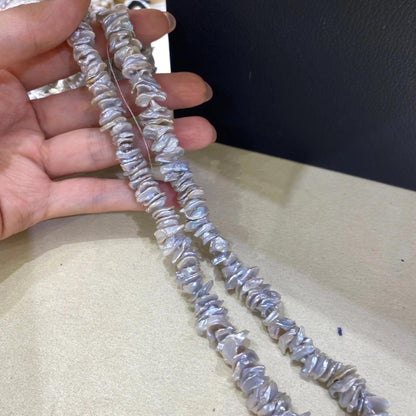 Natürliche Barockperlen Silberblau auf Strang, Unregelmäßige Keshi Süßwasserperlen gebohrt für DIY Schmuck, Petal Pearls 40cm