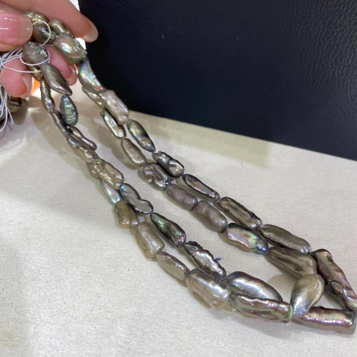 Natürliche barocke Stabperlen in Pfauengrün aus Süßwasserperlen, organische DIY Schmuckperlen für Ketten Armbänder Boho Projekte